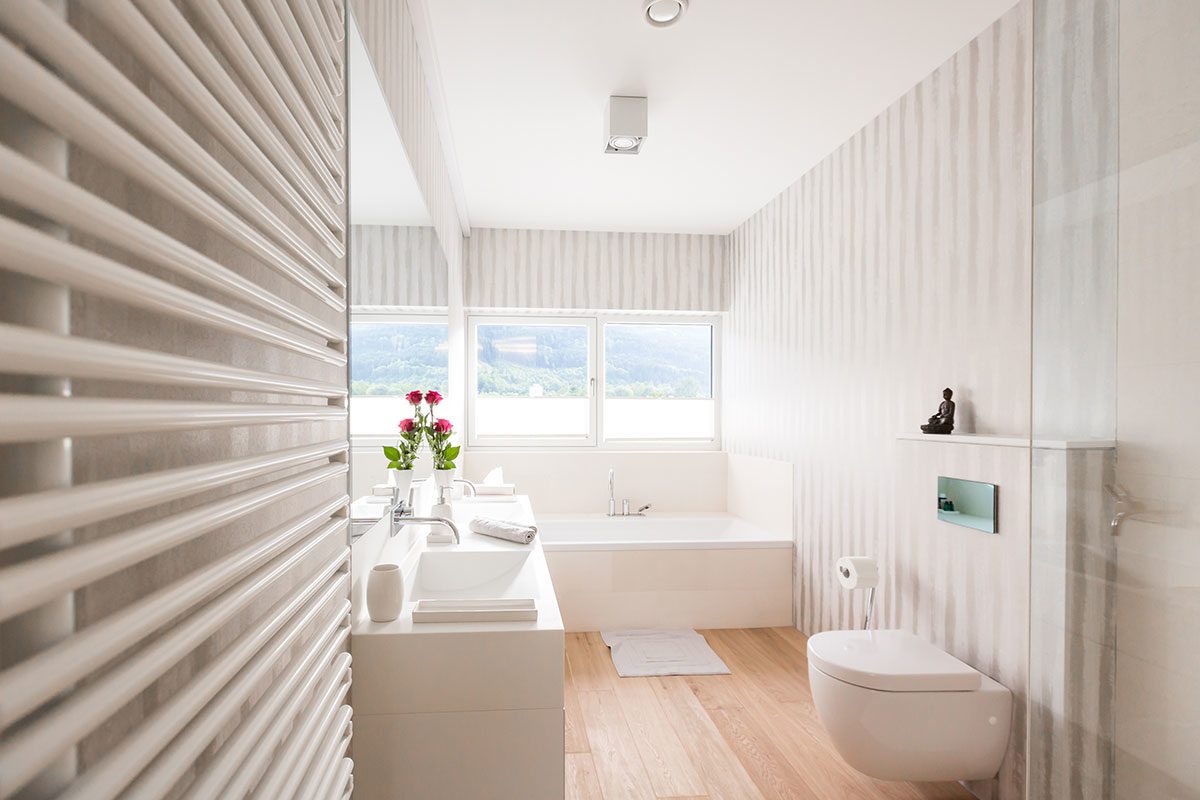Badezimmer - Design Ferienhaus Bauhausvilla Kärnten, Spittal/Millstätter See