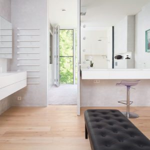 Badezimmer – Design Ferienhaus Bauhausvilla Kärnten, Spittal/Millstätter See