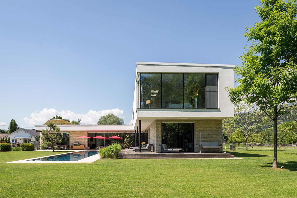 Garten - Design Ferienhaus Bauhausvilla Kärnten, Spittal/Millstätter See