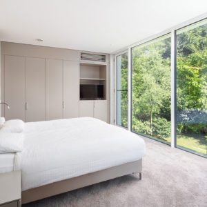Schlafzimmer – Design Ferienhaus Bauhausvilla Kärnten, Spittal/Millstätter See