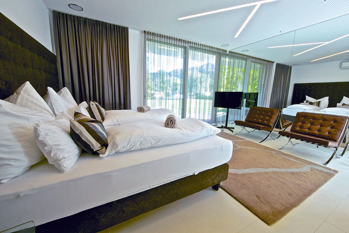 Schlafzimmer - Design Ferienhaus Bauhausvilla Kärnten, Spittal/Millstätter See