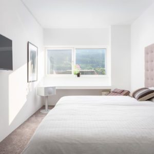 Schlafzimmer – Design Ferienhaus Bauhausvilla Kärnten, Spittal/Millstätter See