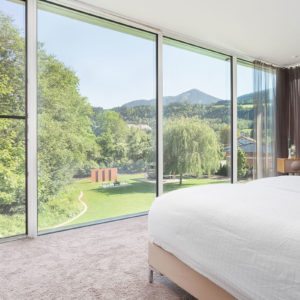 Schlafzimmer – Design Ferienhaus Bauhausvilla Kärnten, Spittal/Millstätter See